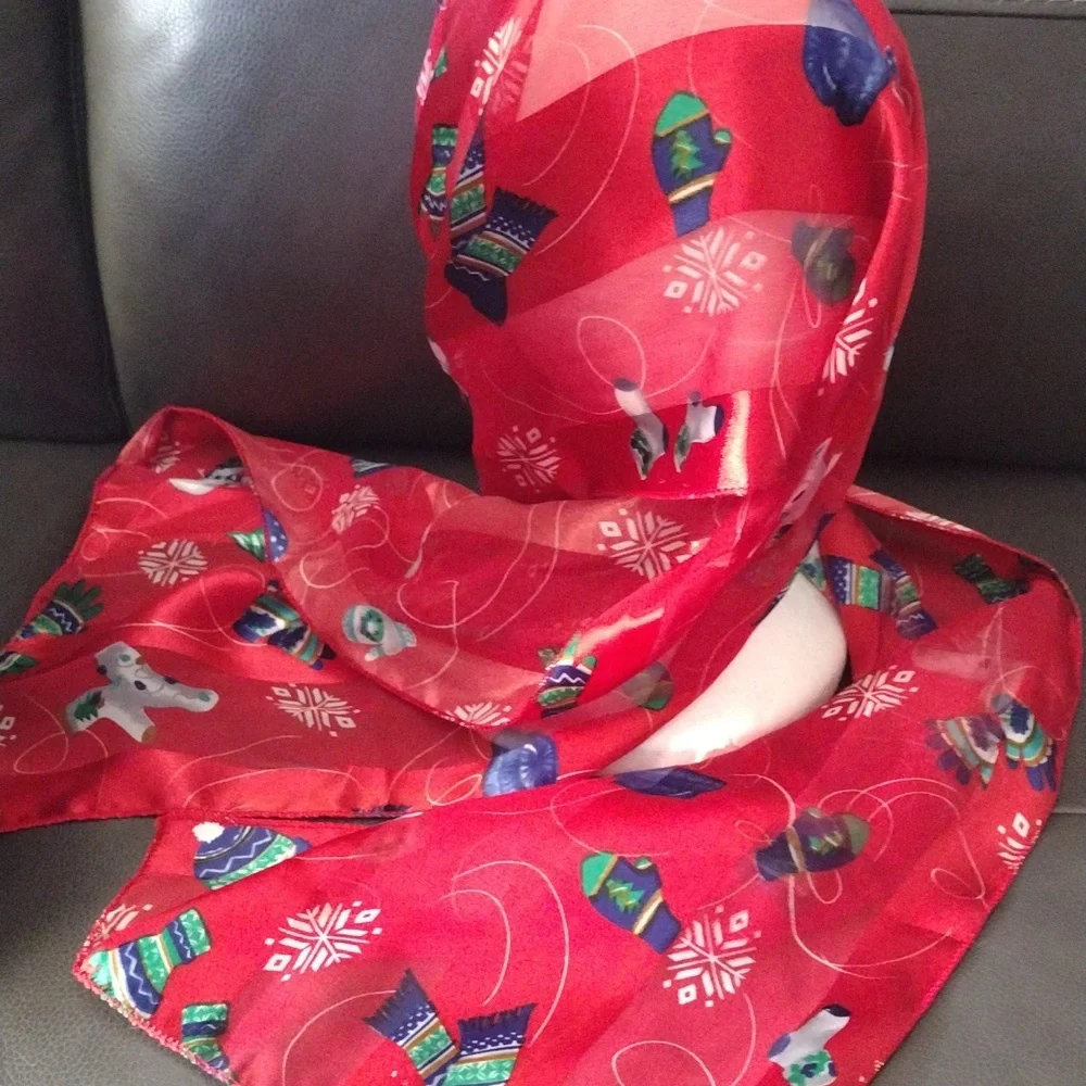 Holiday Scarf Holly Print